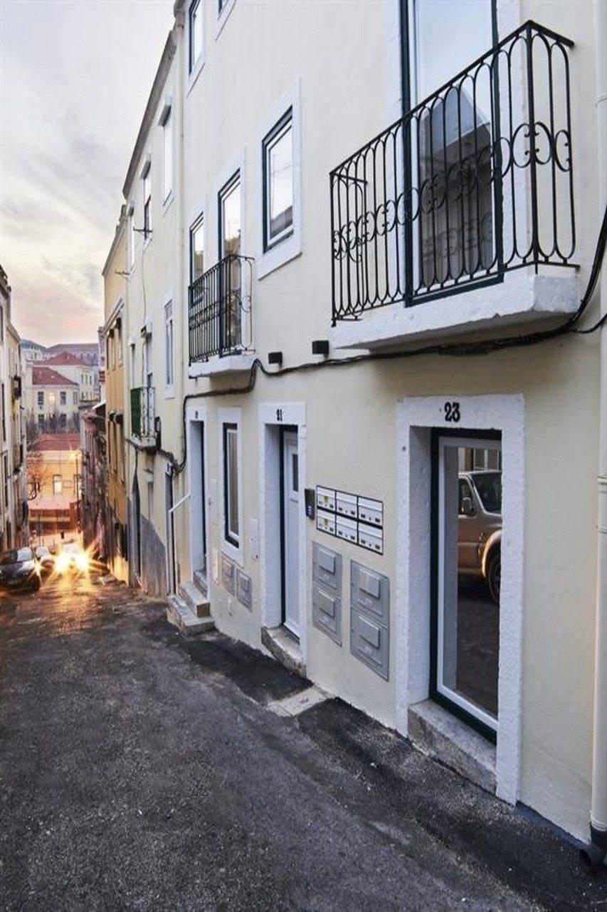 Lis Apartments Lisbona Esterno foto