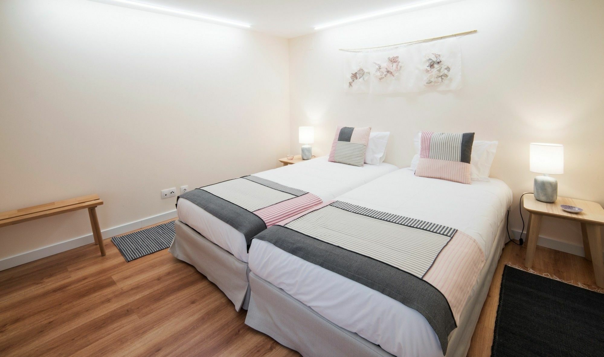 Lis Apartments Lisbona Esterno foto